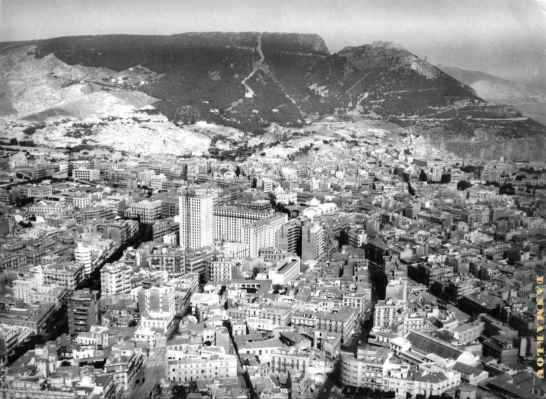 Cite Lescure 03.JPG
